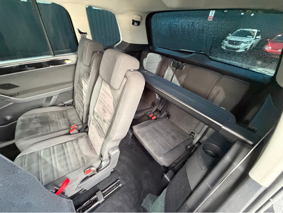 2017 Volkswagen Touran - image 39