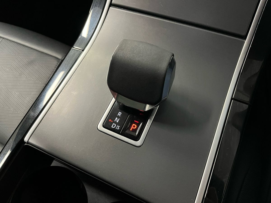 2024 Land Rover Range Rover Velar Dynamic HSE P400e PHEV - HUGE SPEC - Reversing Cameras - Panoramic Sunroof - Sat Nav - Climate Control - Electric Heated/Ventilated Memory Seats - Keyless Start - Apple CarPlay/Android Auto