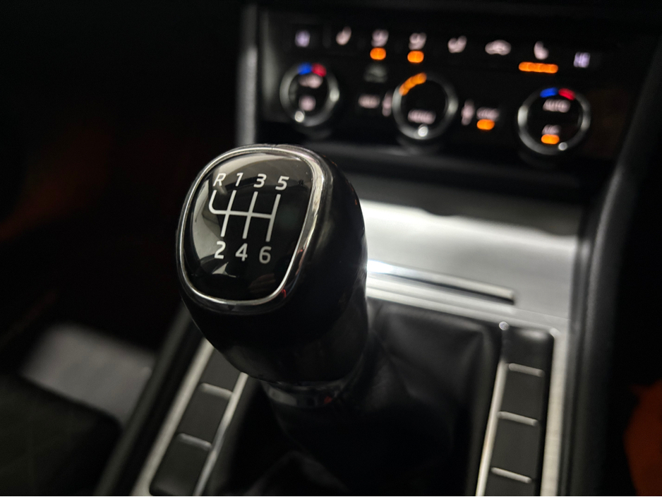 2020 Skoda Superb STYLE ESTATE 2.0 TDI 150HP 4DR €14,950