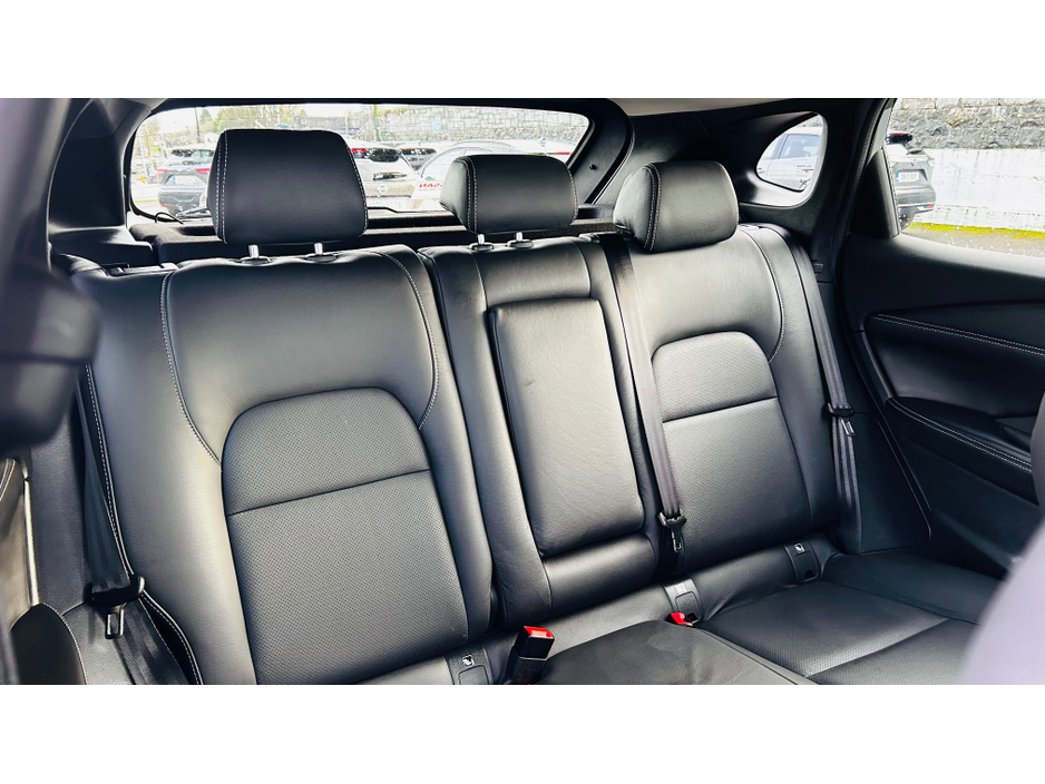 2024 Nissan Qashqai FULL LEATHER HEATED SEATS & PANORAMIC ROOF €27,995