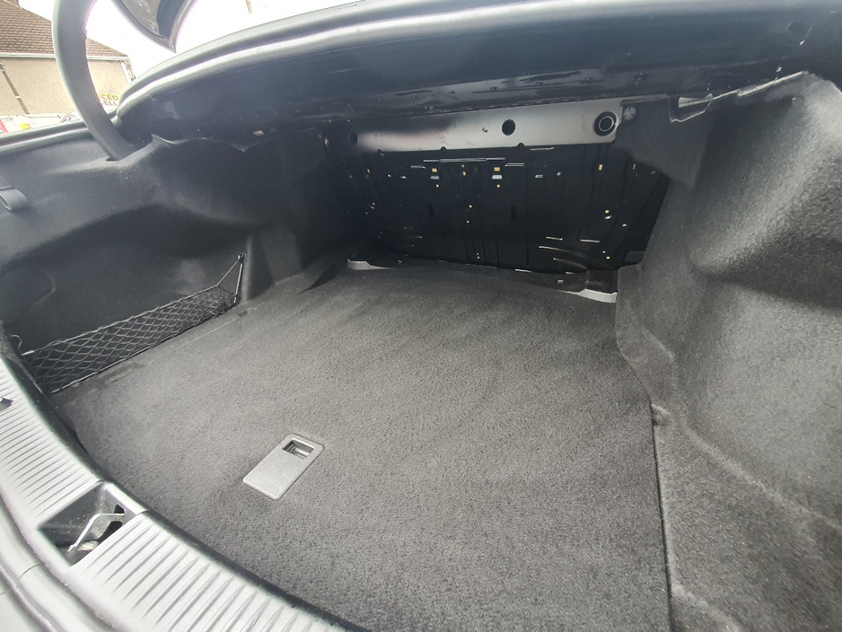 2016 Mercedes-Benz C Class - image 14