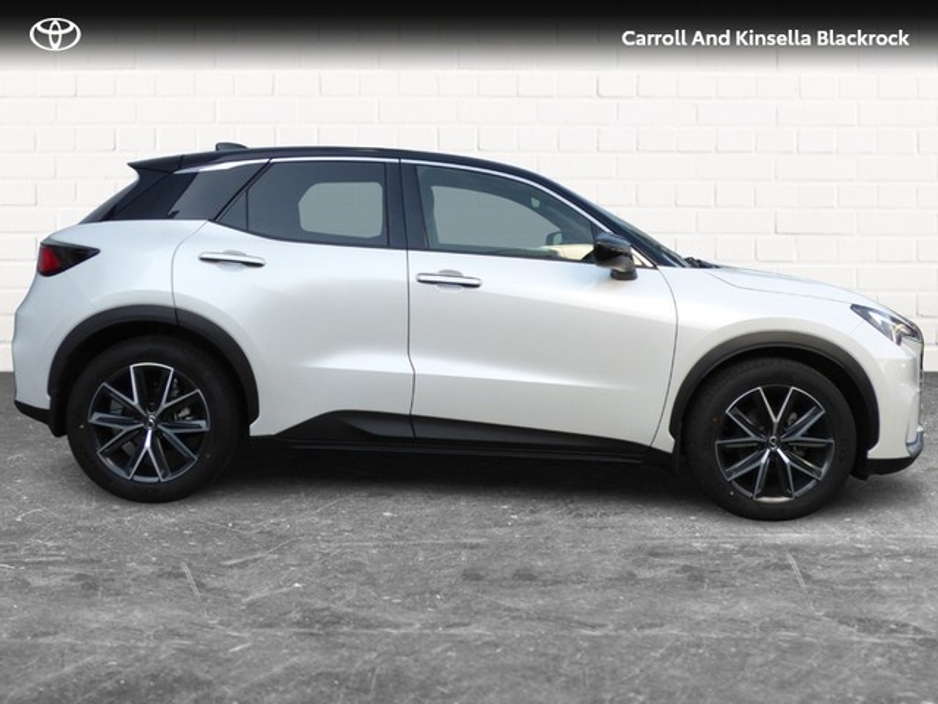 2025 Lexus LBX Hybrid Emotion €42,950