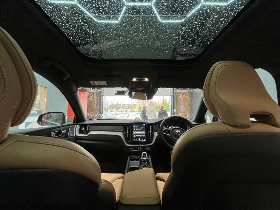 2021 Volvo XC60 €39950 2021 VOLVO XC60 RECHARGE PLUG-IN HYBRID T8 AWD 2.0 AUTOMATIC / CRUISE CONTROL / 360° CAMERA / ELECTRIC MEMORY & HEATED SEAT / PANORAMIC SUNROOF / APPLE CARPLAY €39,950