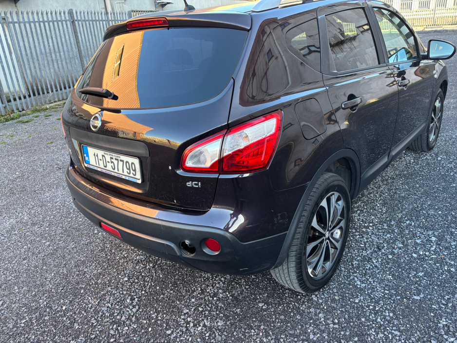 2011 Nissan Qashqai - image 6