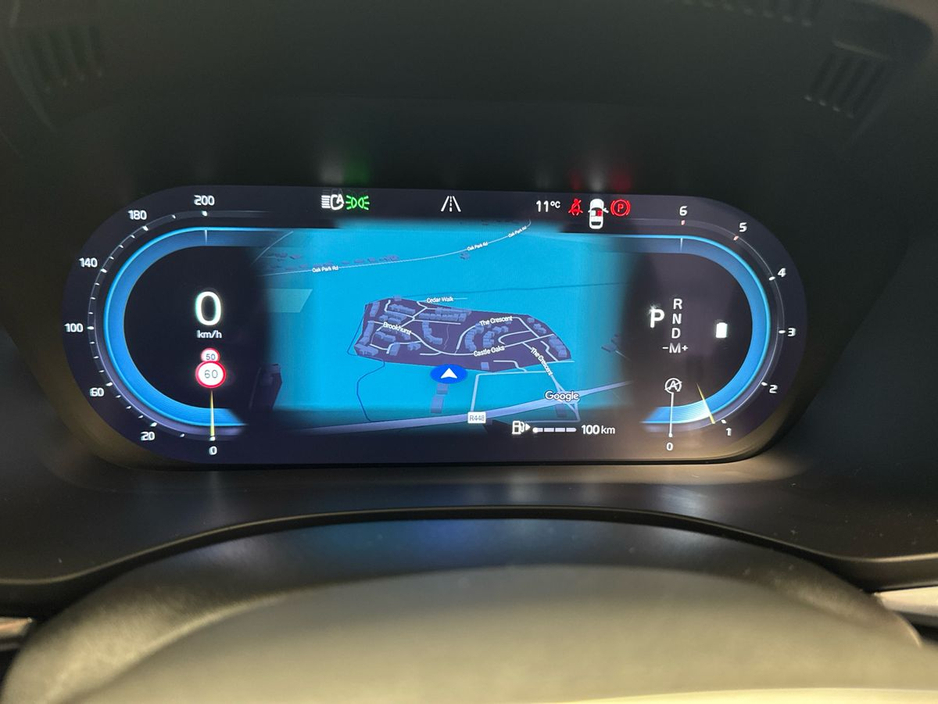 2022 Volvo XC60 - image 16