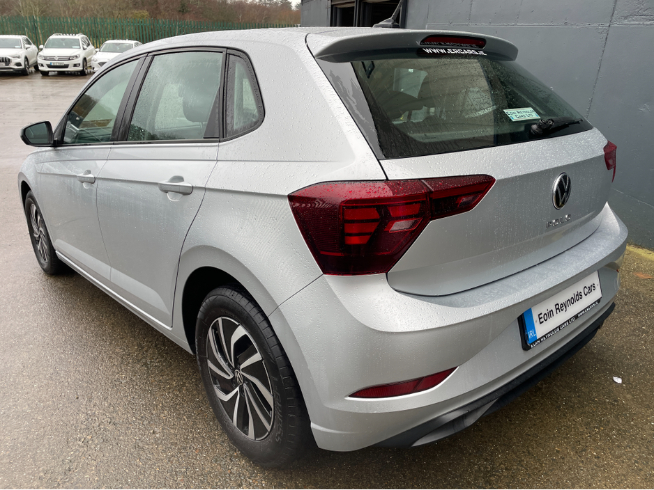 2022 Volkswagen Polo 1.0 MPI 5SPEED 80HP 5DR LOW KMS! AS NEW! €18,995