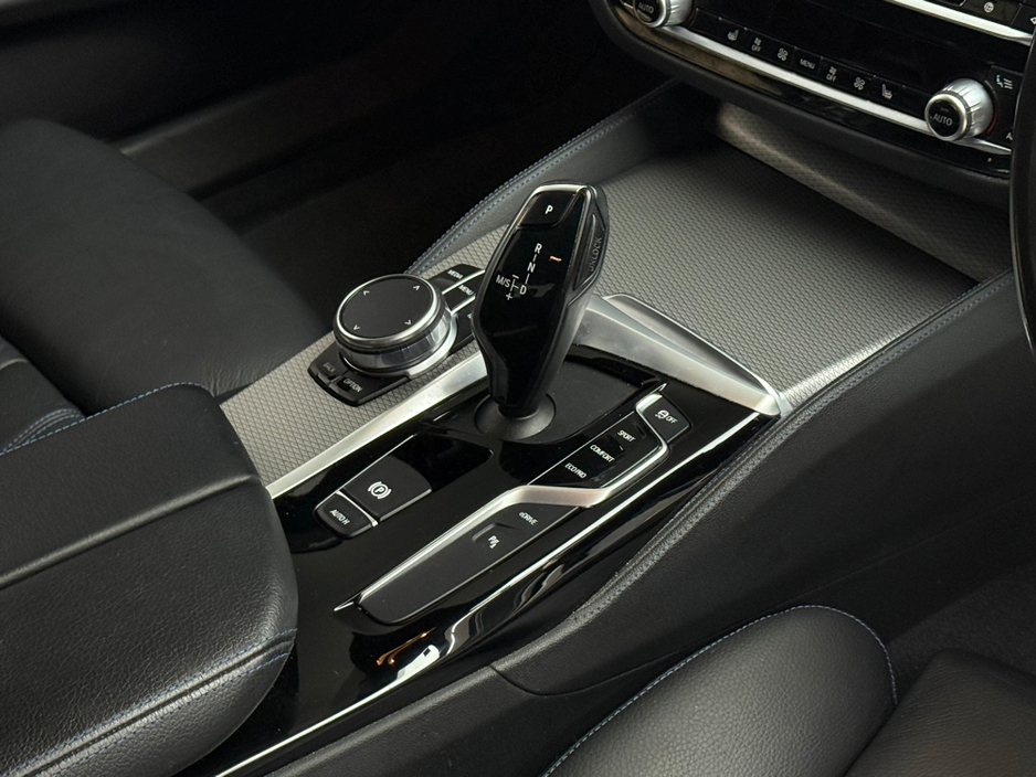 2018 BMW 5 Series 530E M SPORT €25,990