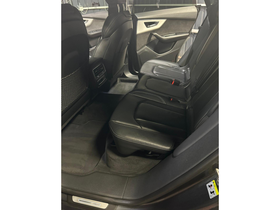 2021 Audi Q8 - image 14