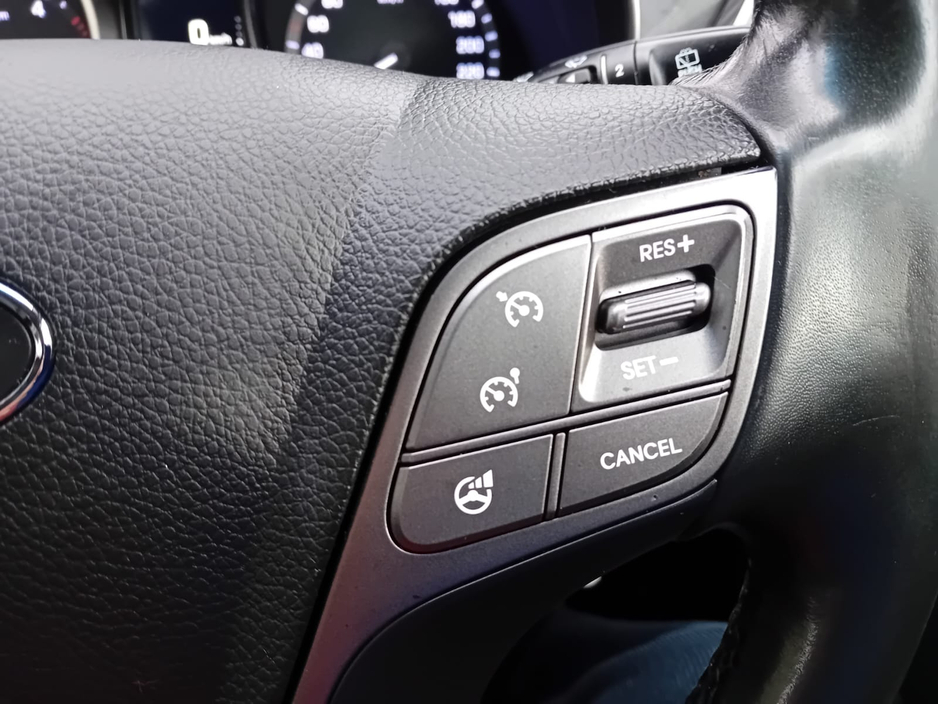 2016 Hyundai Santa Fe EXECUTIVE 4 WD 7 SEATER  SUV @ REDDY 2 DRIVE LTD €9,500