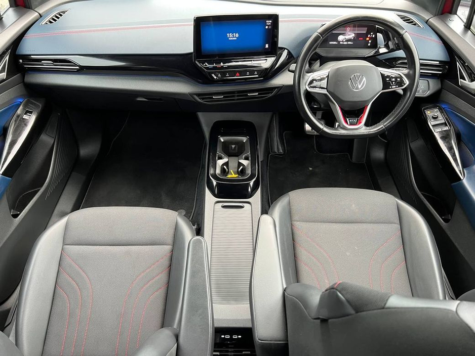 2022 Volkswagen ID.4 - image 10