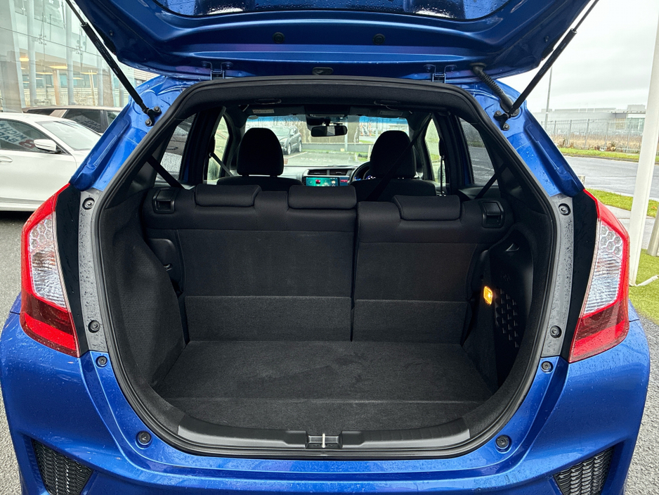 2015 Honda Fit 1.5L Petrol Hybrid Automatic €11,950