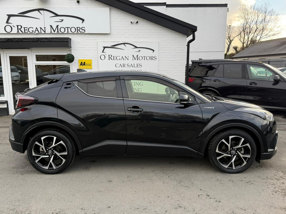 2017 Toyota C-HR (171) 1.8 HYBRID SPORT AUTO €18,950