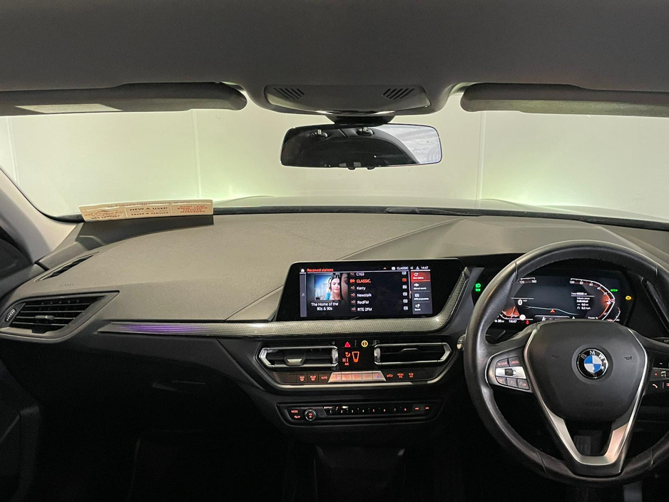 2021 BMW 1 Series - image 18