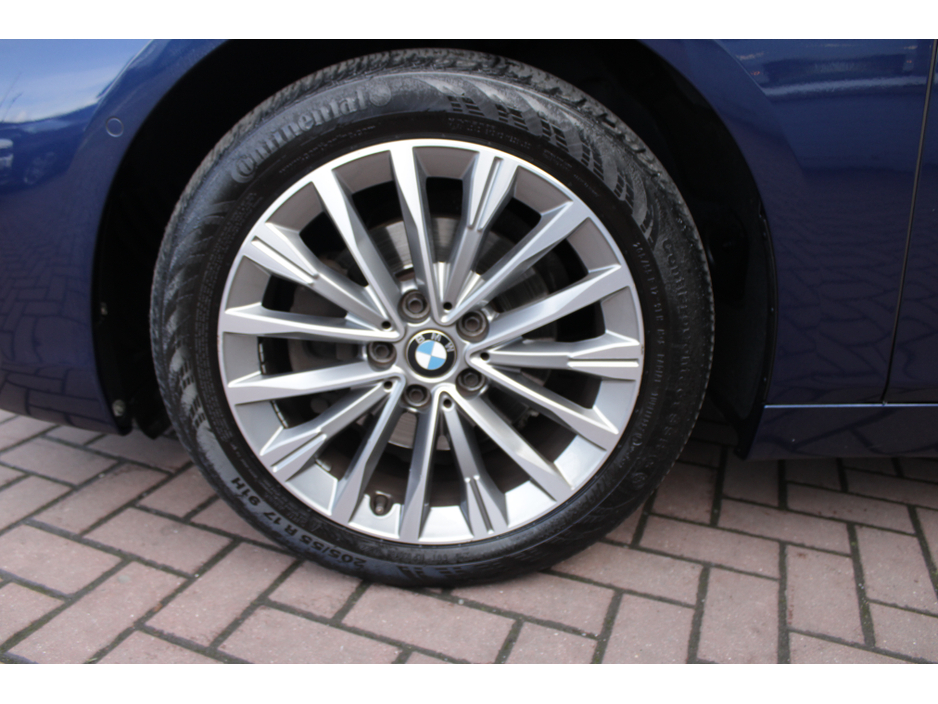 2018 BMW 2 Series - image 23