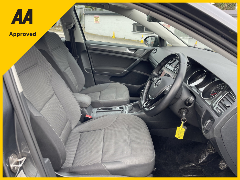 2018 Volkswagen Golf - image 7