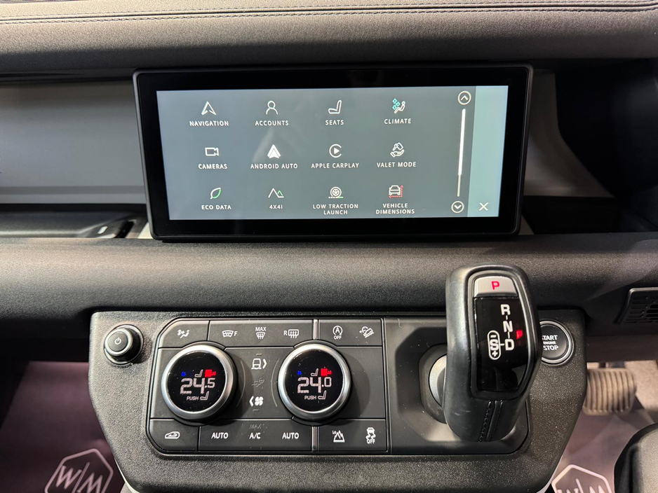 2021 Land Rover Defender - image 18