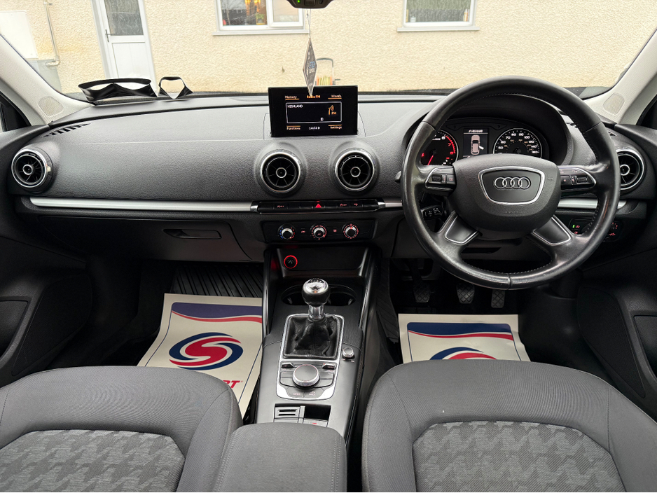 2014 Audi A3 1.2 TFSI SE 110 BHP 5DR **142**€200 TAX**MINT**SCUBA BLUE**KITTED** €10,450