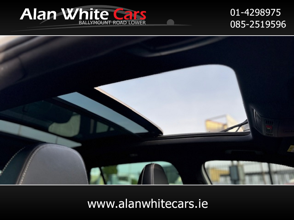 2023 Skoda Superb - image 15