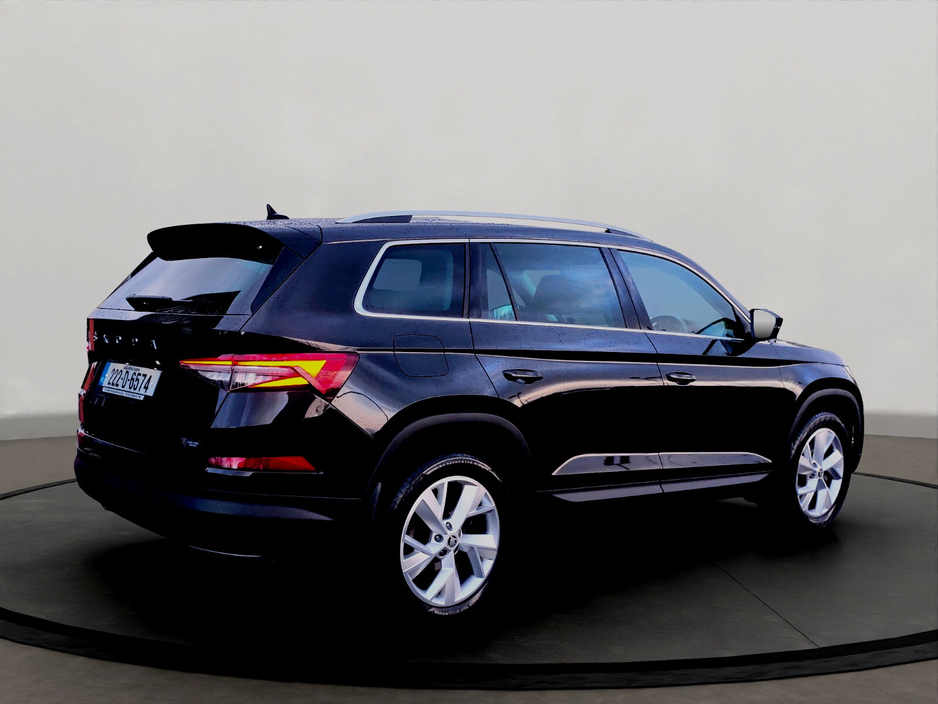2022 Skoda Kodiaq - image 3