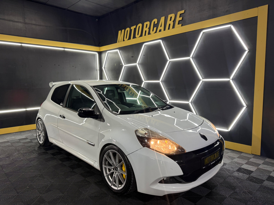 2012 Renault Clio - image 4