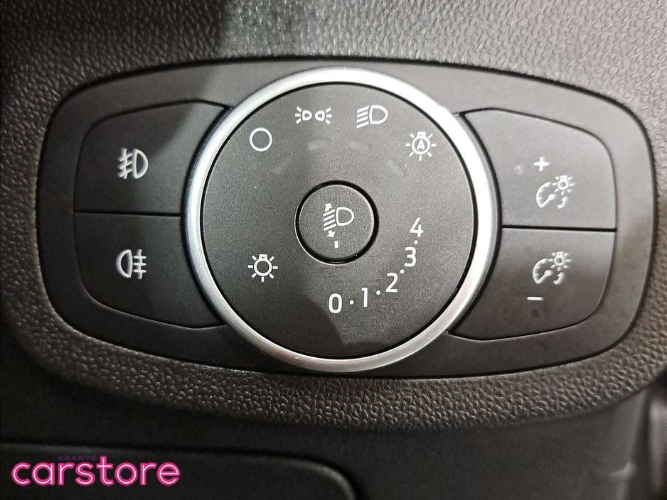 2019 Ford Fiesta - image 18