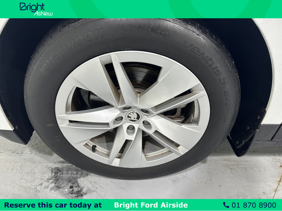 2023 Skoda Enyaq - image 12