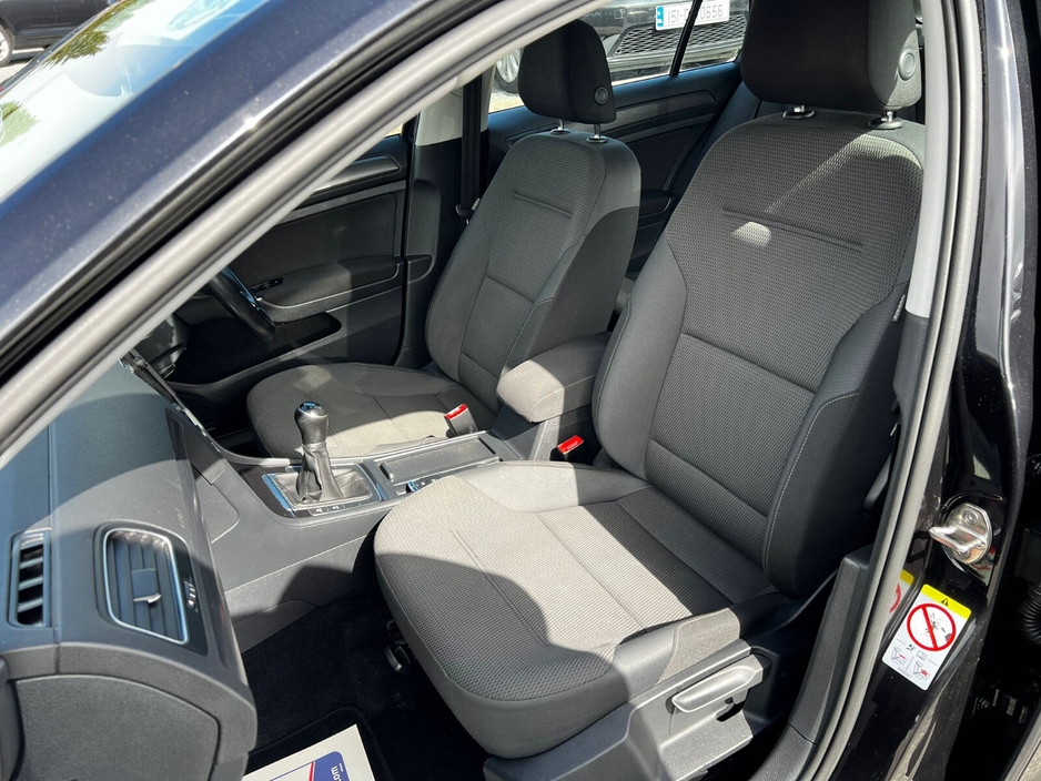 2018 Volkswagen Golf - image 10