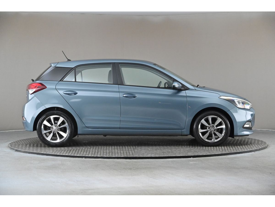 2017 Hyundai i20 1.2 ACTIVE DELUXE 5SPD *BI-TONE INTERIOR* €10,890