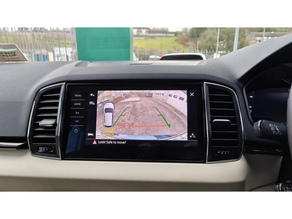 2023 Skoda Karoq - image 19