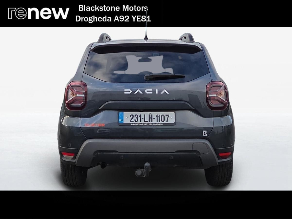 2023 Dacia Duster - image 10