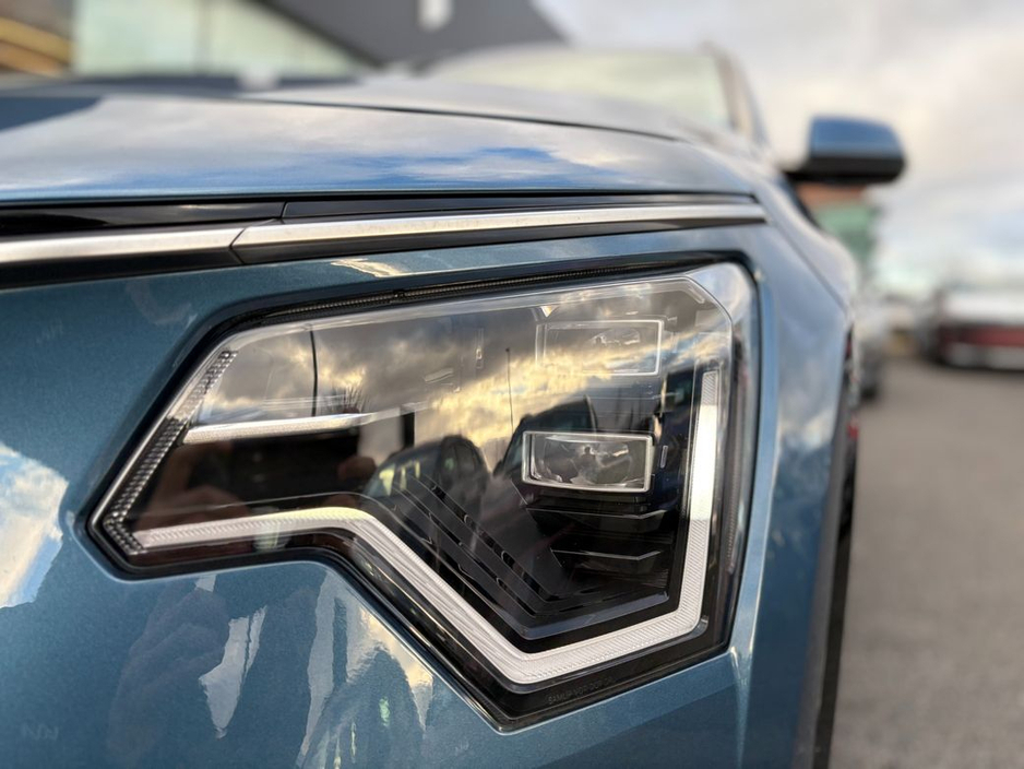 2023 Kia Niro 1.6 K4 Plug in hybrid Automatic