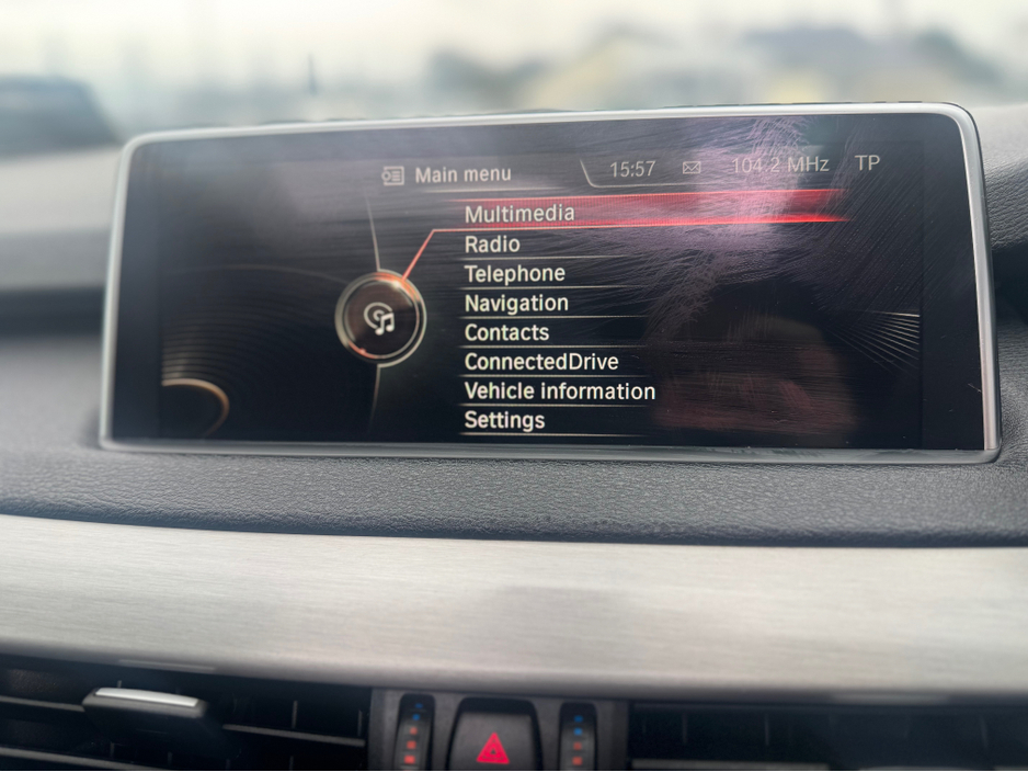 2016 BMW X5 - image 19