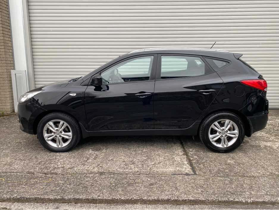 2012 Hyundai ix35 - image 5