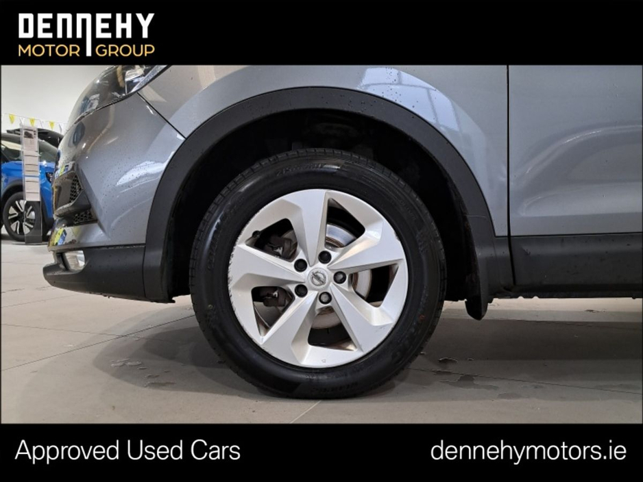 2018 Nissan Qashqai - image 10