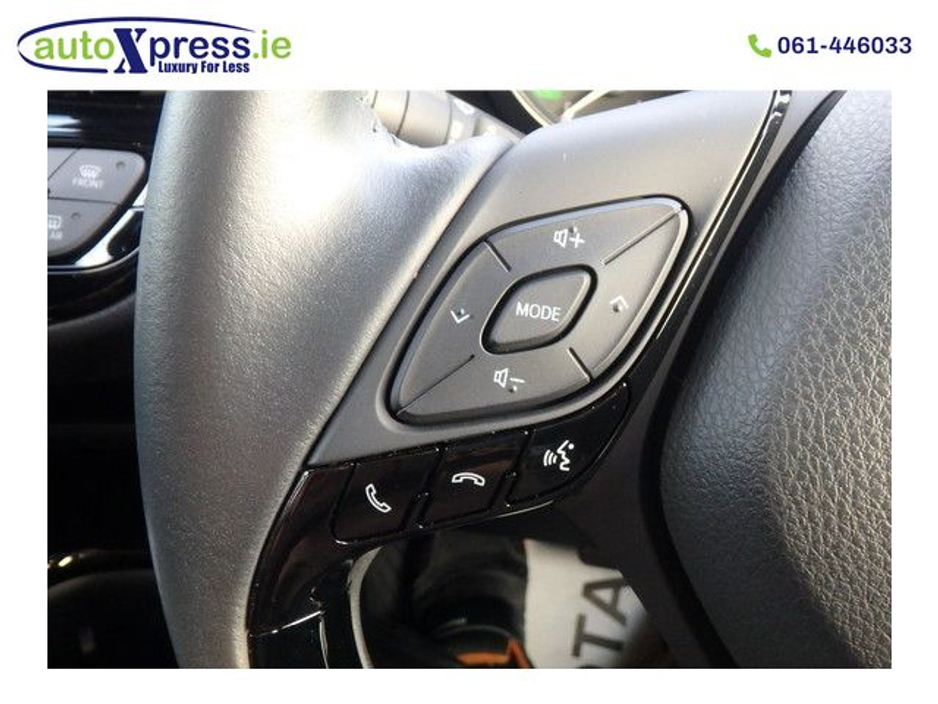 2021 Toyota C-HR - image 14