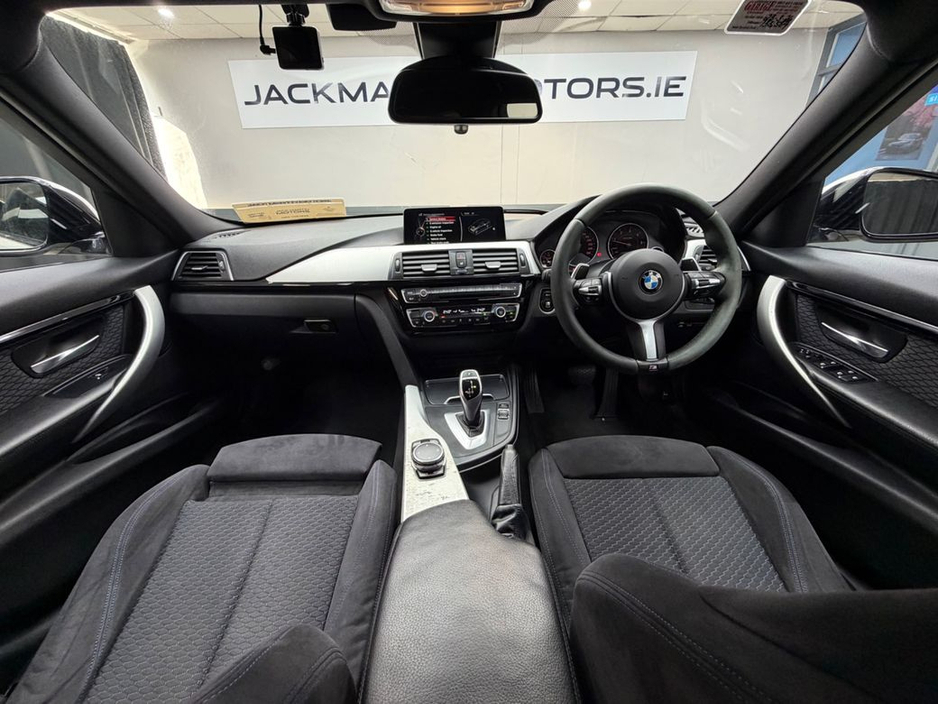 2016 BMW 3 Series - image 30