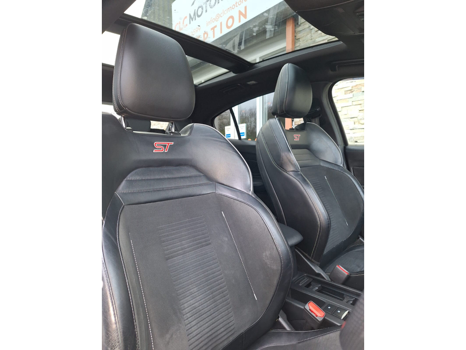 2020 Ford Focus 2.3 EcoBoost 280PS ST 2 €27,950