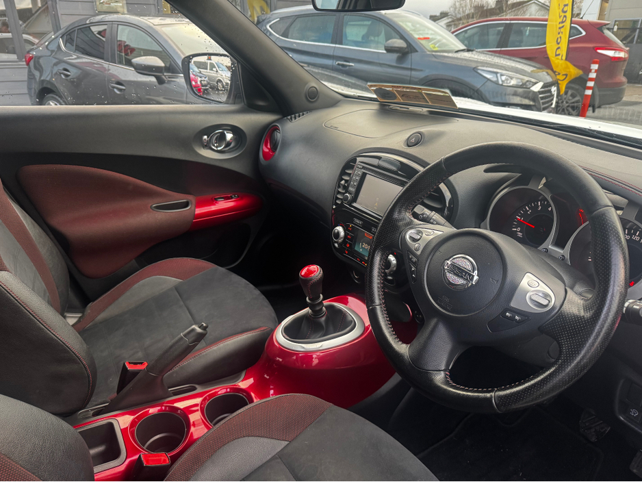 2017 Nissan Juke SV Premium – Pearl White, High Spec €8,950