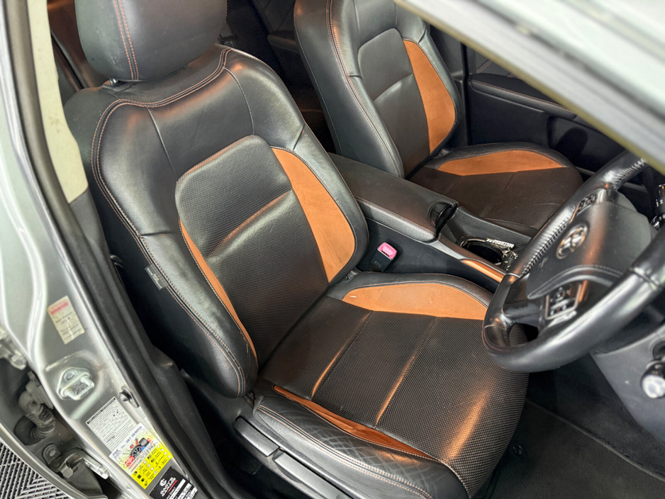 2015 Toyota Avensis - image 21