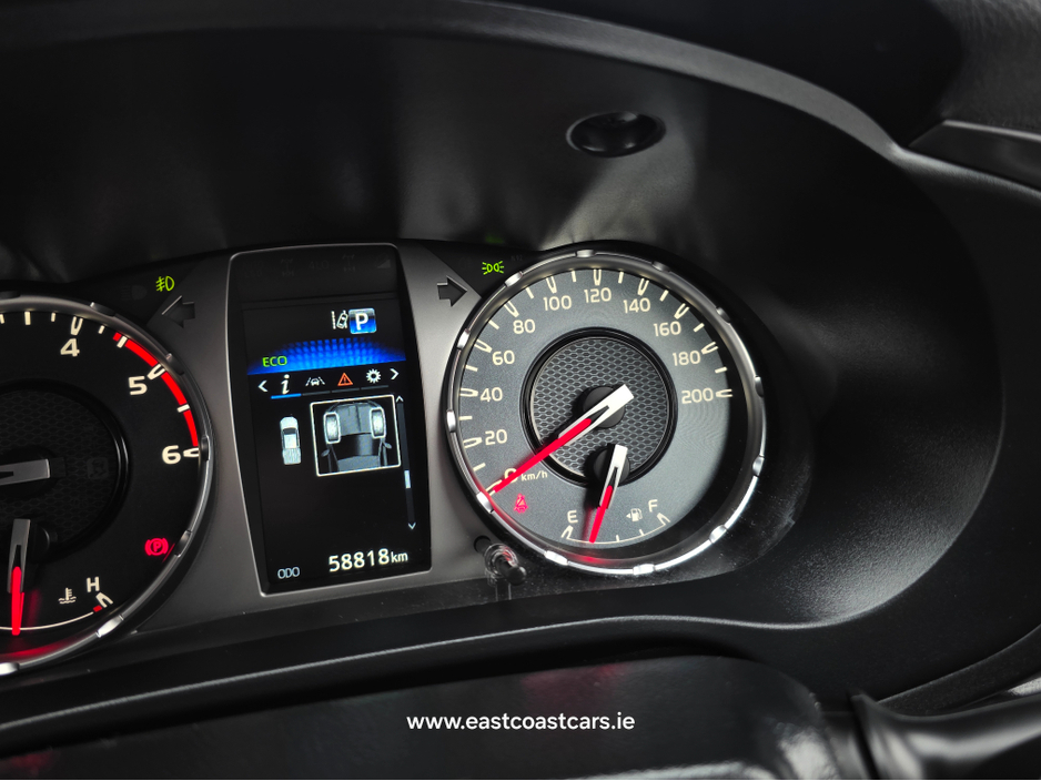 2023 Toyota Hilux GR EDITION 2.4D 360 REV CAMERA  4X4 HALF LEATHER  SEATS - €48,500