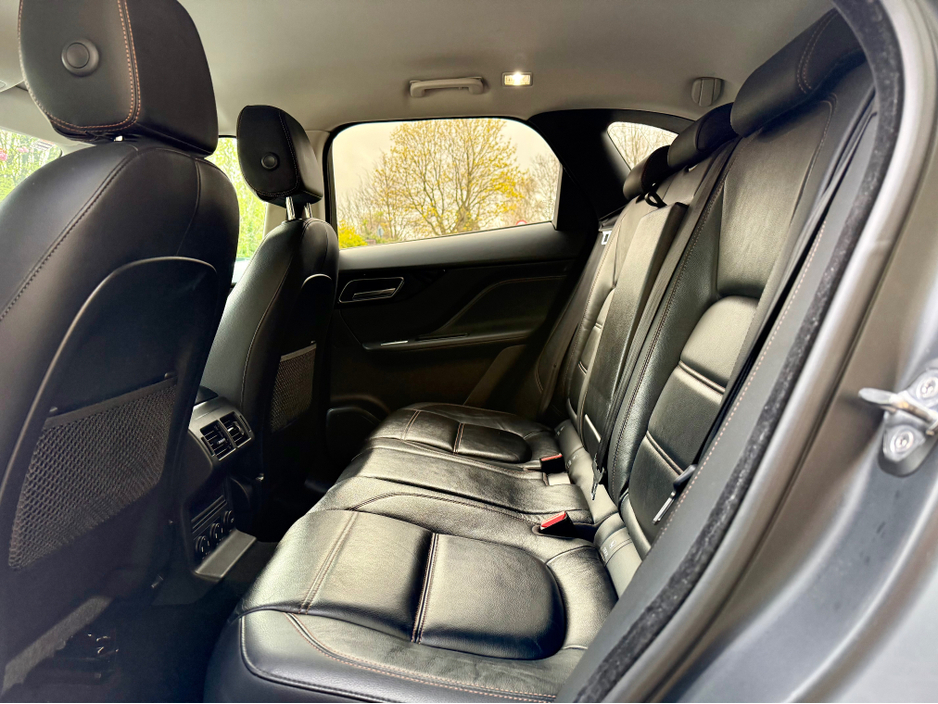 2018 Jaguar F-Pace - image 22