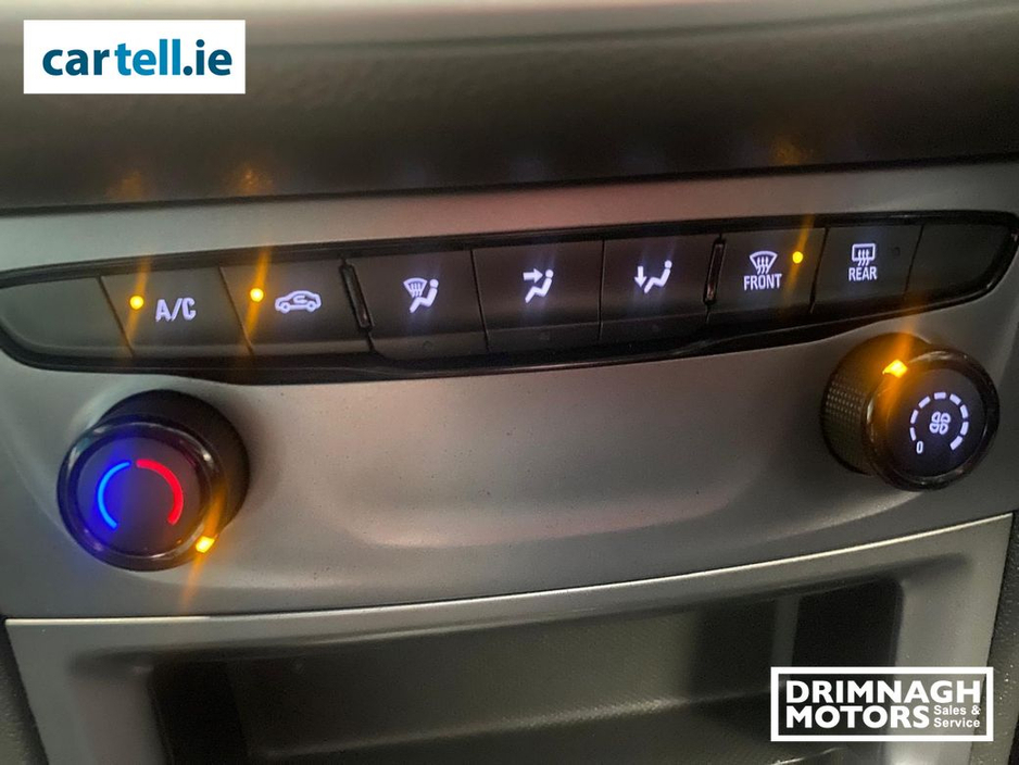 2021 Opel Astra - image 9