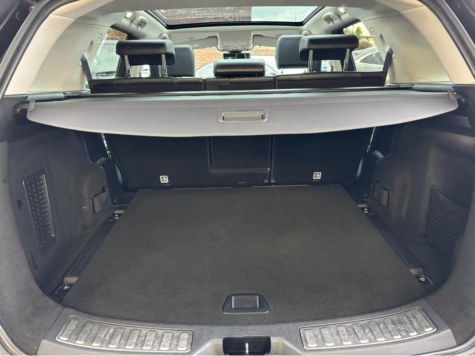 2022 Land Rover Discovery Sport 1.5 Hybrid R-Dynamic SE €34,900