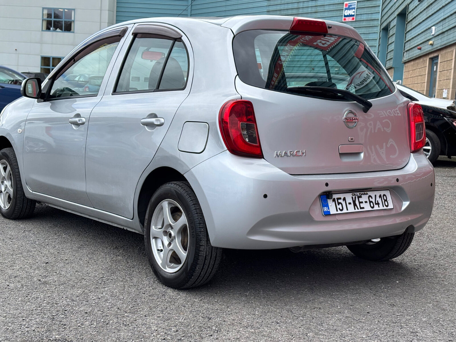 2015 Nissan March - image 14