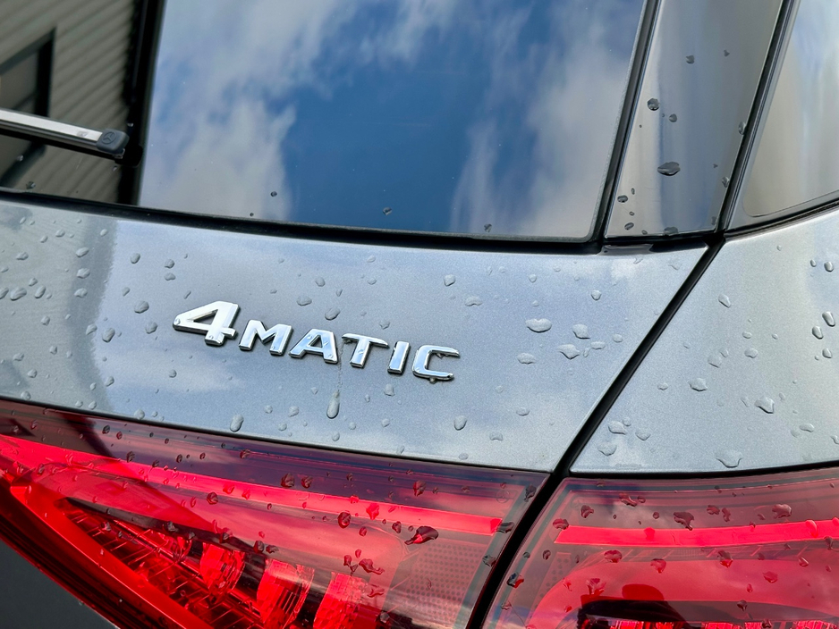 2021 Mercedes-Benz GLE Class - image 10