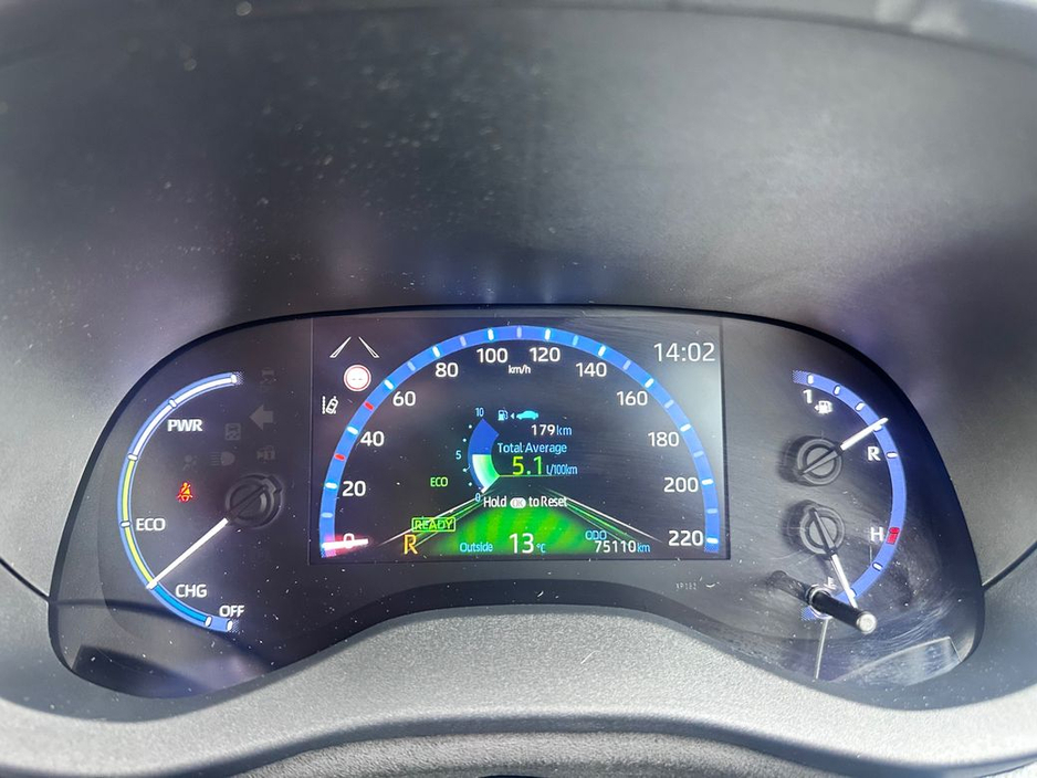 2024 Toyota Yaris Cross - image 34