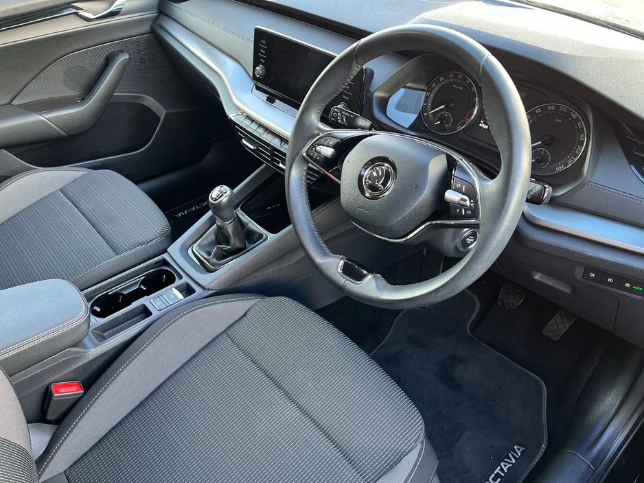 2024 Skoda Octavia - image 6