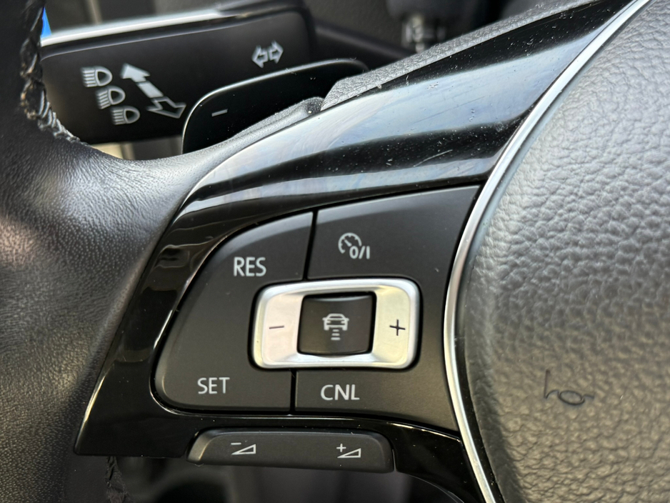 2015 Volkswagen Polo  €12,390