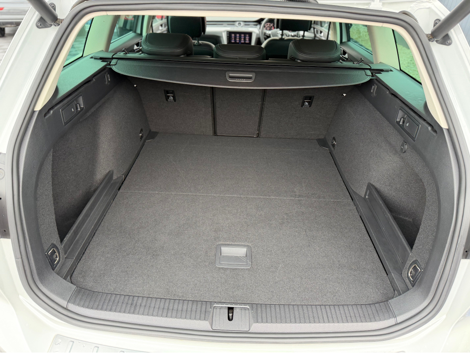 2020 Volkswagen Passat ALLTRACK - 4WD - 2.0L DIESEL - AUTO - 12M WARRANTY - CAR: 1710 €31,950