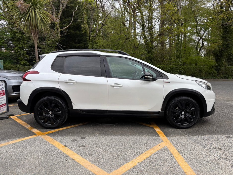 2018 Peugeot 2008 - image 4